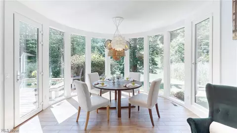 Dining - 7380 Rollingbrook Trl, Solon, OH 44139 photo 2 of 2