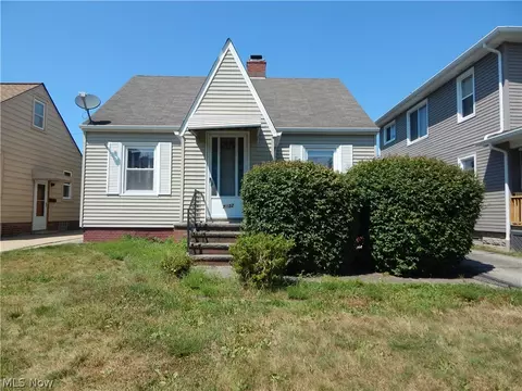 7432 Outlook Ave, Brooklyn, OH 44144