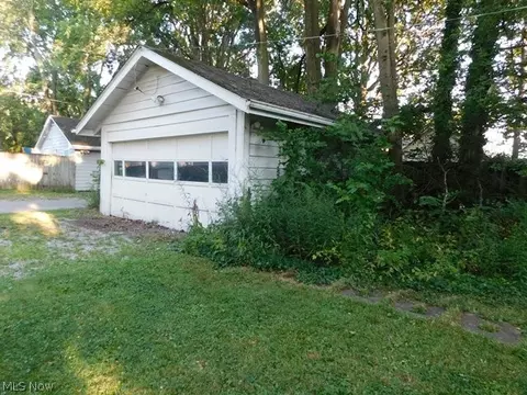 Exterior - 420 Front St, Berea, OH 44017 photo 4 of 4