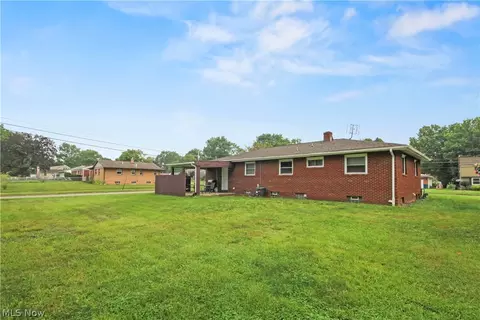 Exterior - 945 Larkridge Ave, Boardman, OH 44512 photo 1 of 1