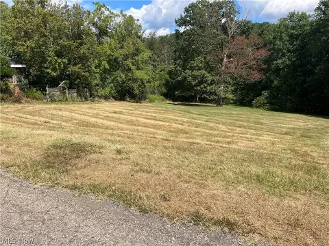 Linmar Avenue, Wintersville, OH 43953
