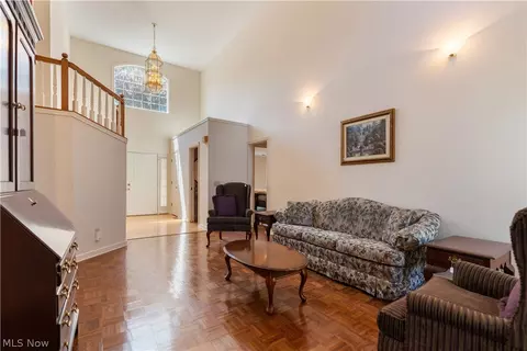 Living - 3472 Deer Trace Ave NW, Canton, OH 44708 photo 3 of 5