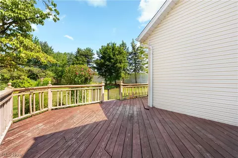Exterior - 3472 Deer Trace Ave NW, Canton, OH 44708 photo 6 of 9