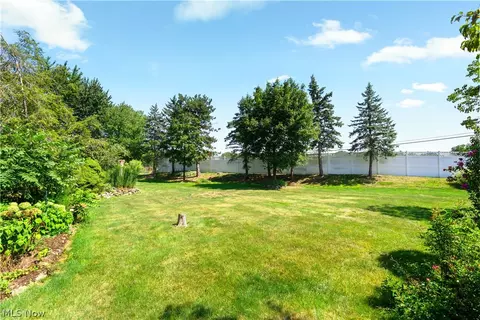 Exterior - 3472 Deer Trace Ave NW, Canton, OH 44708 photo 9 of 9