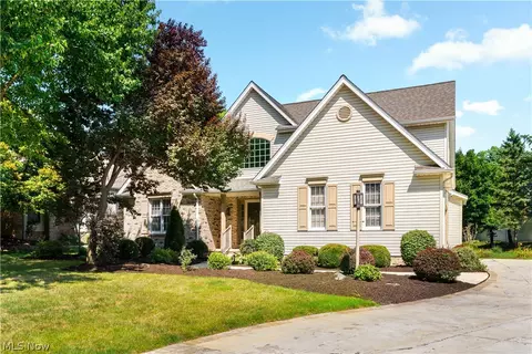 Exterior - 3472 Deer Trace Ave NW, Canton, OH 44708 photo 3 of 9