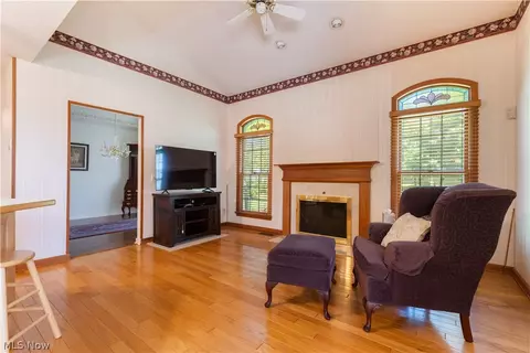 Living - 3472 Deer Trace Ave NW, Canton, OH 44708 photo 5 of 5