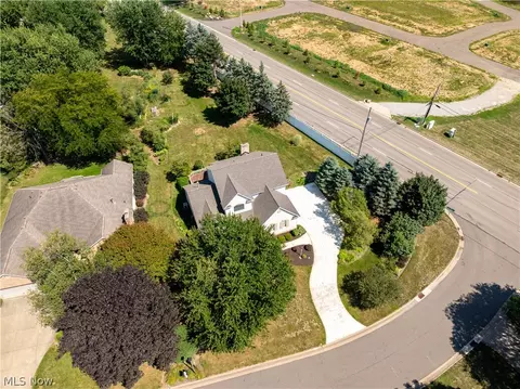 View/Area - 3472 Deer Trace Ave NW, Canton, OH 44708 photo 4 of 6