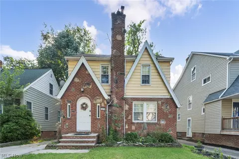 1270 Plainfield Rd, South Euclid, OH 44121