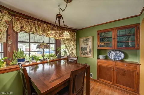 Dining - 455 11th St, Elyria, OH 44035 photo 1 of 2