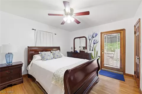 Bedroom - 455 11th St, Elyria, OH 44035 photo 1 of 4