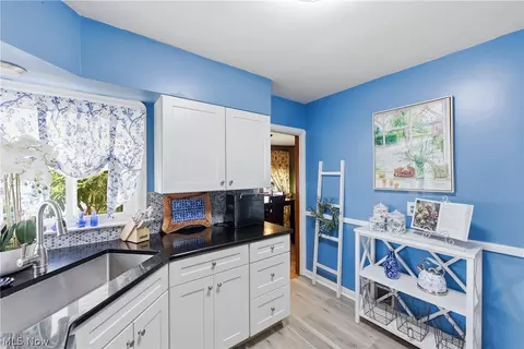 Kitchen - 455 11th St, Elyria, OH 44035 photo 5 of 5