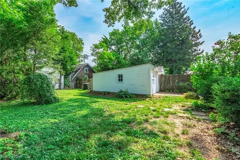 Exterior - 455 11th St, Elyria, OH 44035 photo 13 of 17