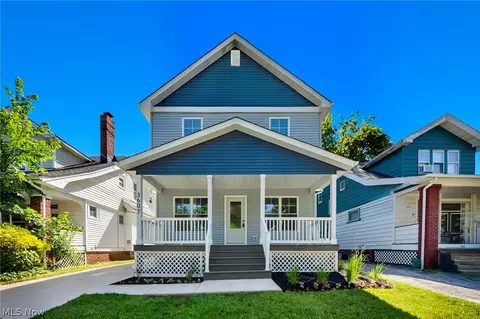 3607 Pennington Rd, Shaker Heights, OH 44120