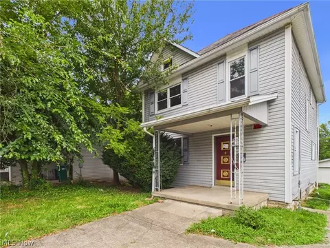 1909 36th St, Parkersburg, WV 26104
