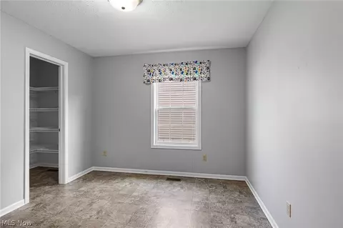 Bedroom - 213 Westminster Way, Elyria, OH 44035 photo 3 of 6