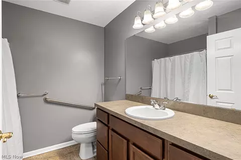 Bath - 213 Westminster Way, Elyria, OH 44035 photo 1 of 3