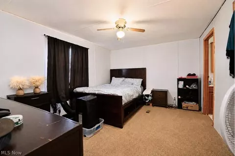 Bedroom - 8 Eddy Rd, Madison, OH 44057 photo 1 of 3