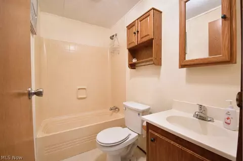 Bath - 8 Eddy Rd, Madison, OH 44057 photo 2 of 2