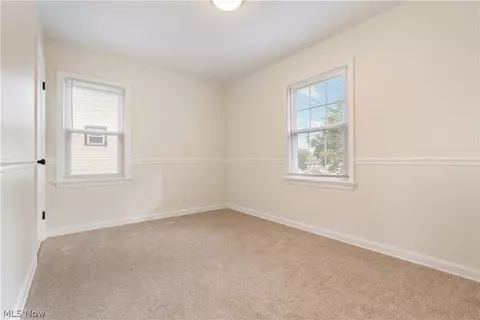 Bedroom - 128 Woolf Ave, Akron, OH 44312 photo 6 of 8