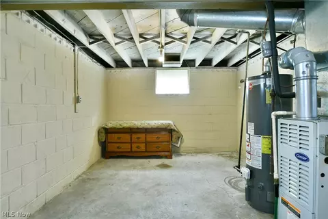 Other - 202 Elm St, Struthers, OH 44471 photo 5 of 8