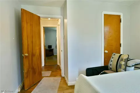 Entry Way - 202 Elm St, Struthers, OH 44471 photo 3 of 3