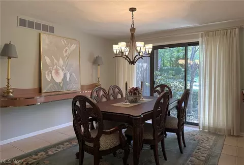 Dining - 438 Cedar Rd, Aurora, OH 44202 photo 1 of 1