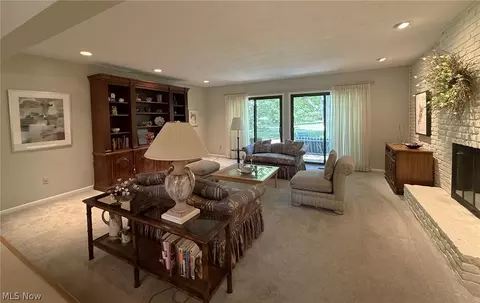 Living - 438 Cedar Rd, Aurora, OH 44202 photo 6 of 6
