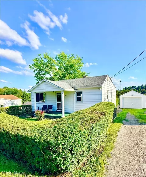 934 Buena Vista Blvd, Steubenville, OH 43952