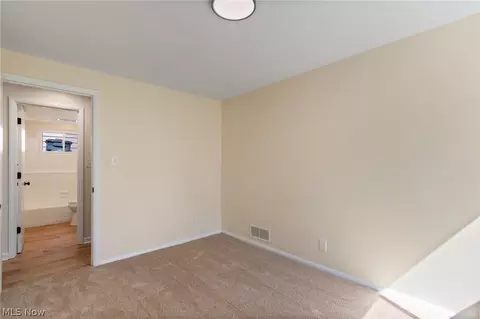 Bedroom - 697 Ocean Ave, Akron, OH 44310 photo 8 of 8