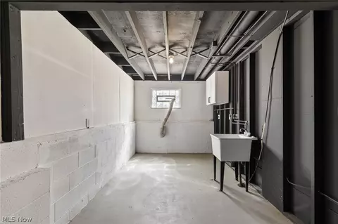 Other - 697 Ocean Ave, Akron, OH 44310 photo 1 of 5