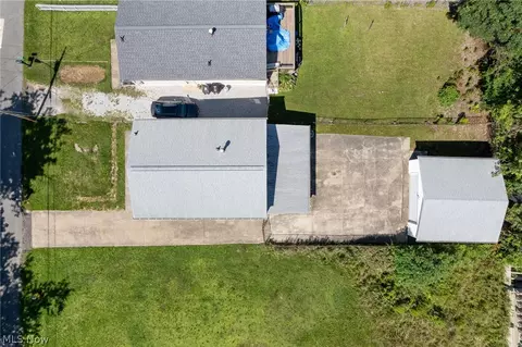 View/Area - 697 Ocean Ave, Akron, OH 44310 photo 1 of 1