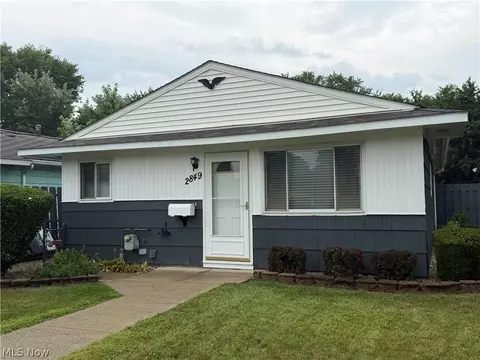 2849 25th St NE, Canton, OH 44705