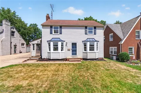 327 32nd St NW, Canton, OH 44709