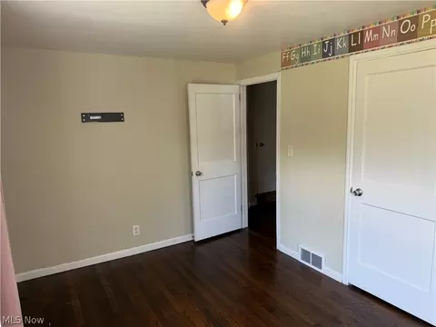 Bedroom - 116 Terrace Dr, Youngstown, OH 44512 photo 1 of 6