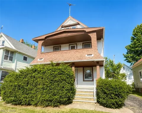 2797 E 122nd St, Cleveland, OH 44120