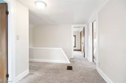 Entry Way - 930 E 250th St, Euclid, OH 44132 photo 8 of 8