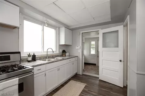 Kitchen - 930 E 250th St, Euclid, OH 44132 photo 2 of 3