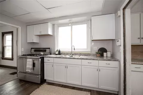 Kitchen - 930 E 250th St, Euclid, OH 44132 photo 3 of 3