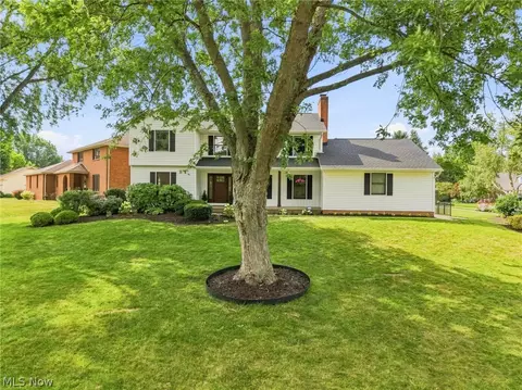 Exterior - 3465 Cornwall Dr NW, Canton, OH 44708 photo 2 of 8