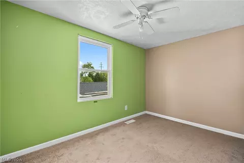 Bedroom - 7723 W River Rd S, Elyria, OH 44035 photo 3 of 8