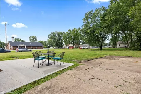 Exterior - 7723 W River Rd S, Elyria, OH 44035 photo 4 of 7