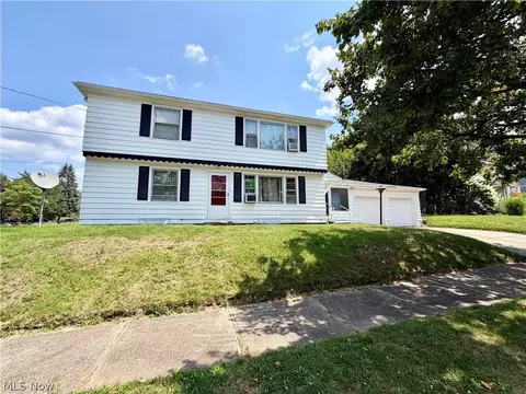 526 N Firestone Blvd, Akron, OH 44301