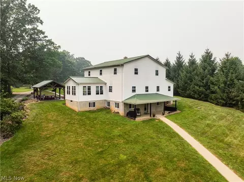 7803 Harrison Rd, Fredericksburg, OH 44627