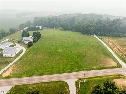7803 Harrison Rd, Fredericksburg, OH 44627