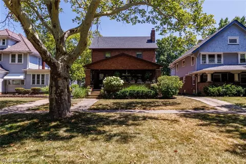 2065 West Blvd, Cleveland, OH 44102