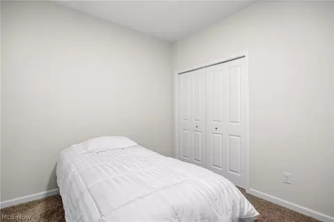 Bedroom - 209 Alexander Dr, Elyria, OH 44035 photo 2 of 7