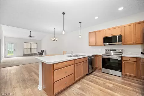 Kitchen - 209 Alexander Dr, Elyria, OH 44035 photo 1 of 2