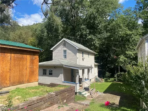 729 Valley Ave, East Liverpool, OH 43920