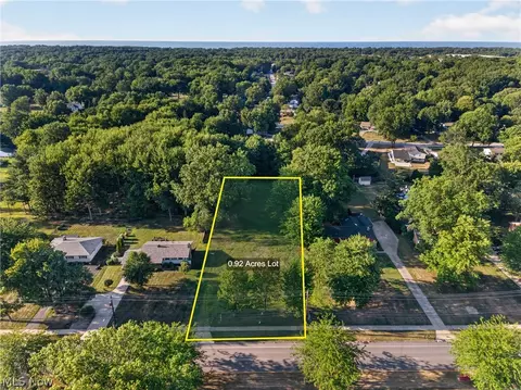 27050 Hilliard Blvd, Westlake, OH 44145