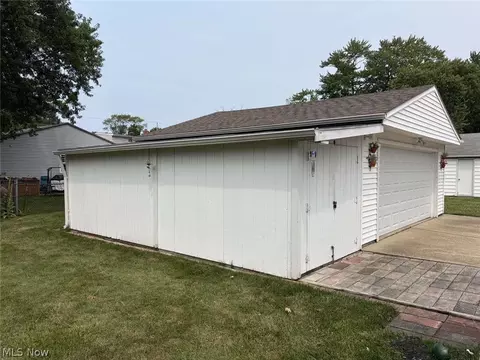 Exterior - 3846 E 365th St, Willoughby, OH 44094 photo 2 of 2